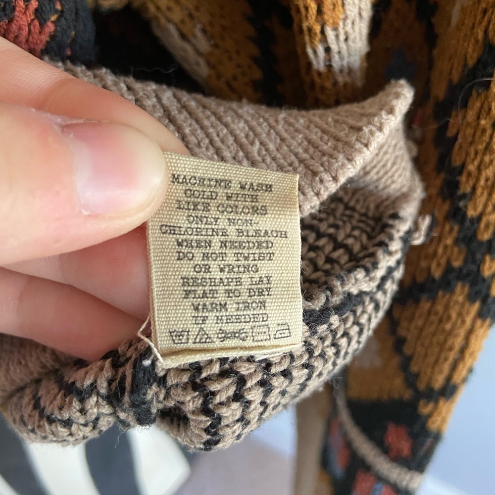 Gimmicks cropped sweater - Picture 10 of 11